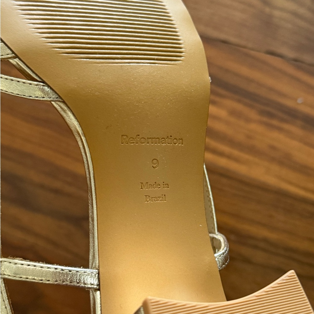 Reformation Gold Block Heel Sandals - Picture 4 of 5